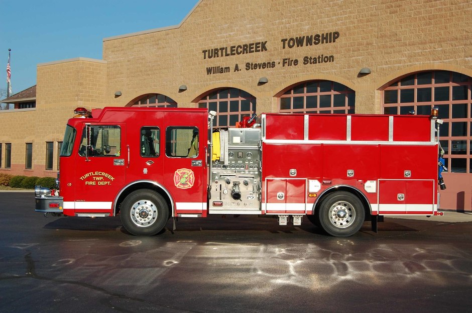 Engine 32: 2003 Spartan/4 Guys Fire Equipment Engine